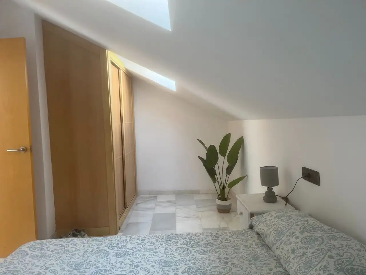 Habitación de Ático de alquiler en Vélez-Málaga con Aire acondicionado y Calefacción