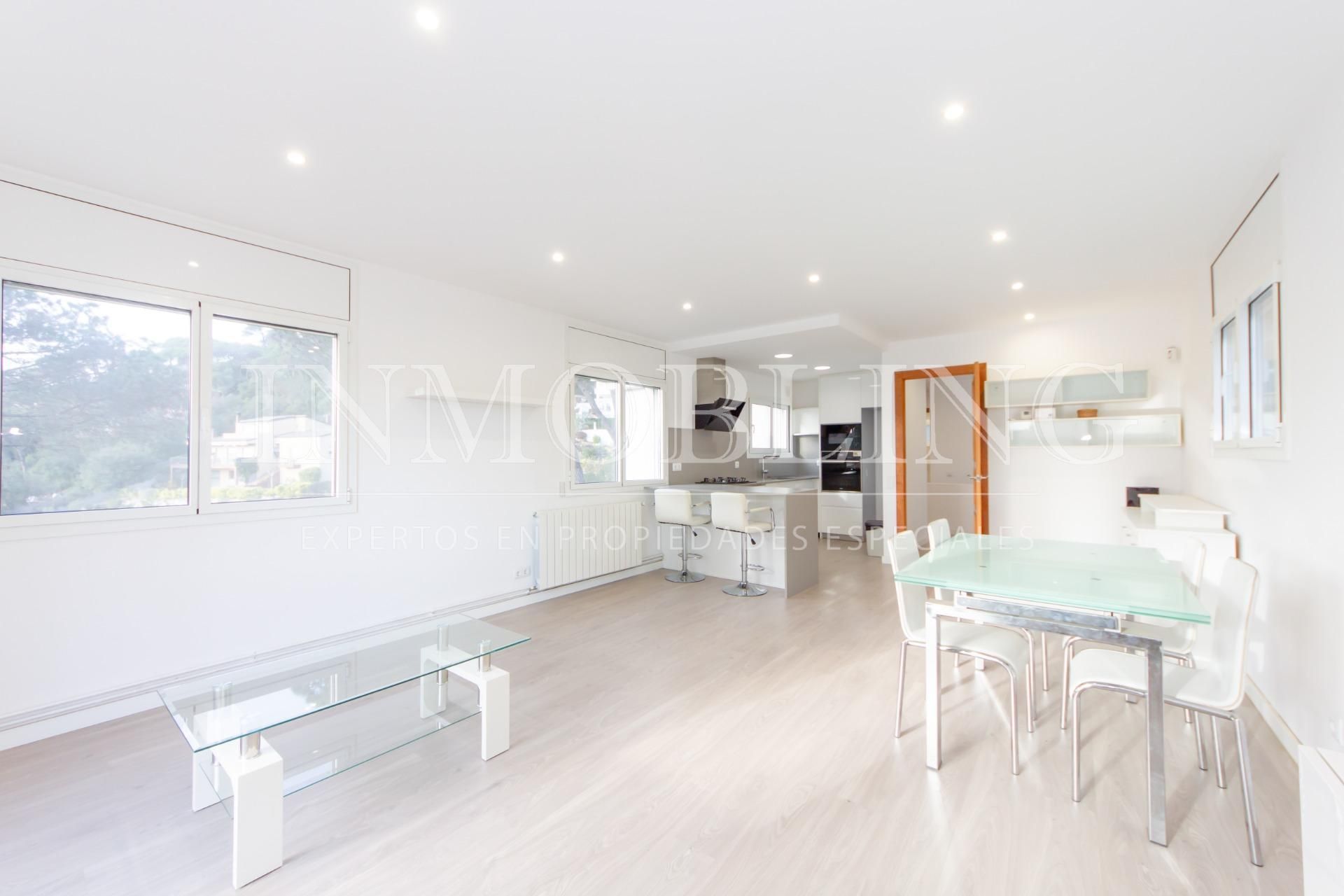 Menjador de Casa o xalet de lloguer en Dosrius amb Aire condicionat, Calefacció i Jardí privat