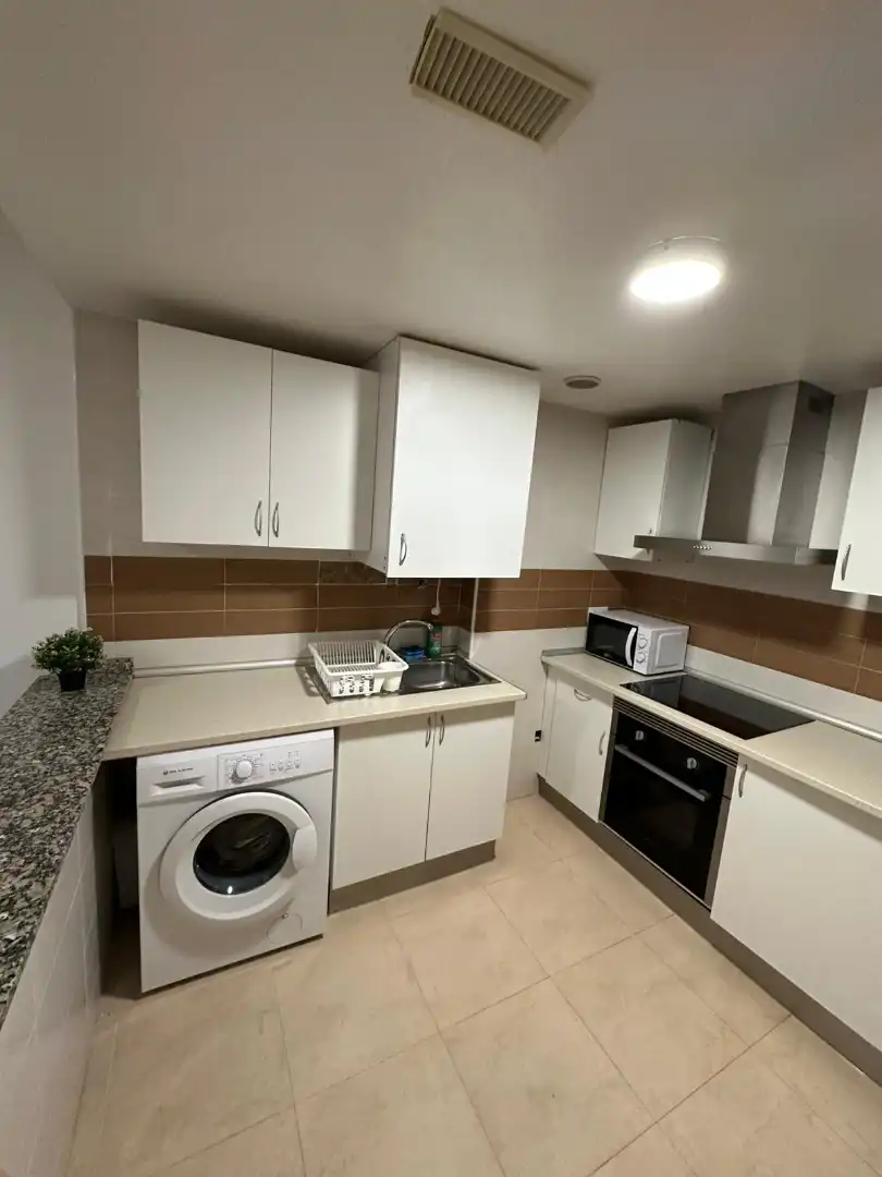 Cocina de Apartamento de alquiler en Murcia con Aire acondicionado, Amueblado y Horno