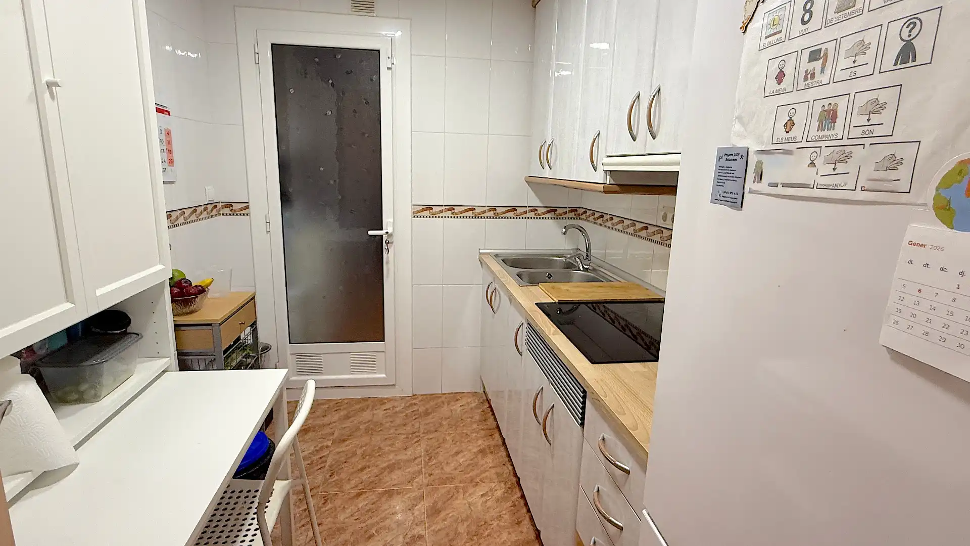 Kitchen of Flat for sale in Rubí  with Air Conditioner, Heating and Oven