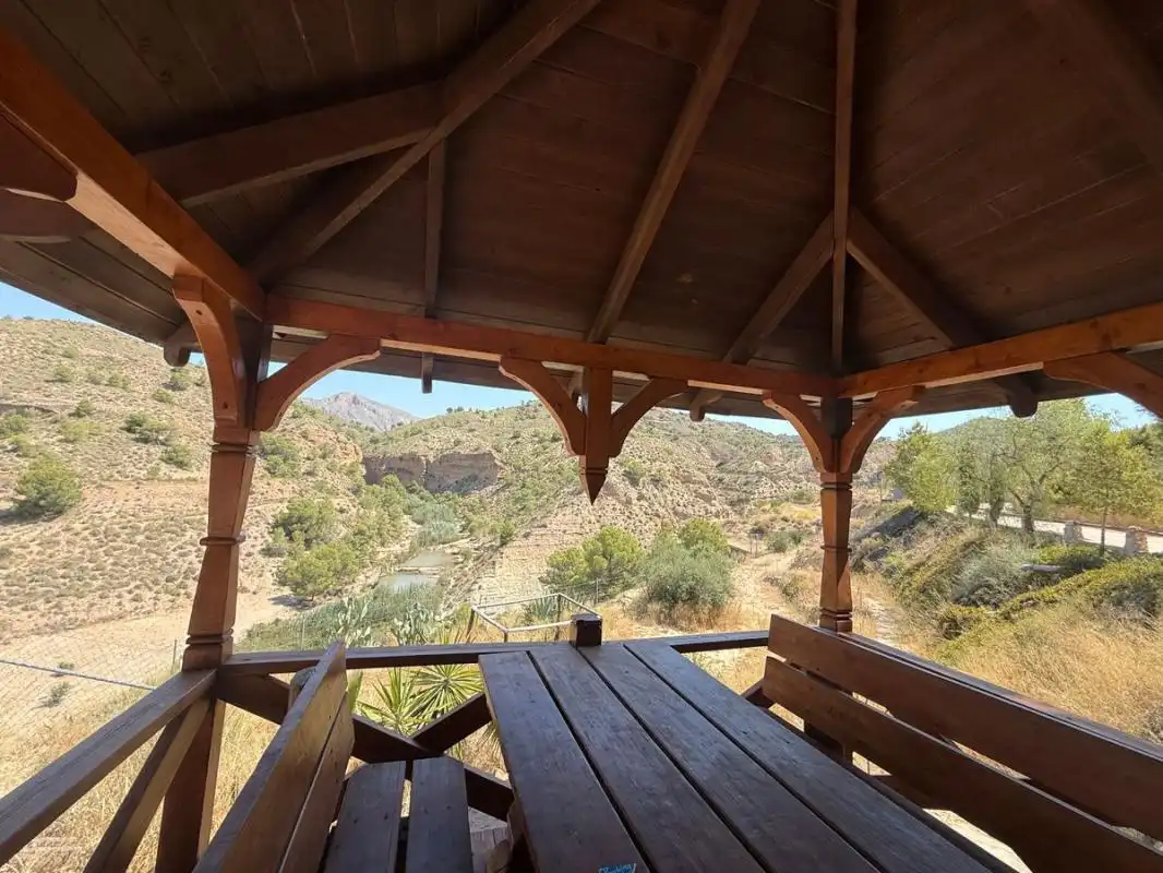 Casa amb terrassa en venda a Caserio Umbria