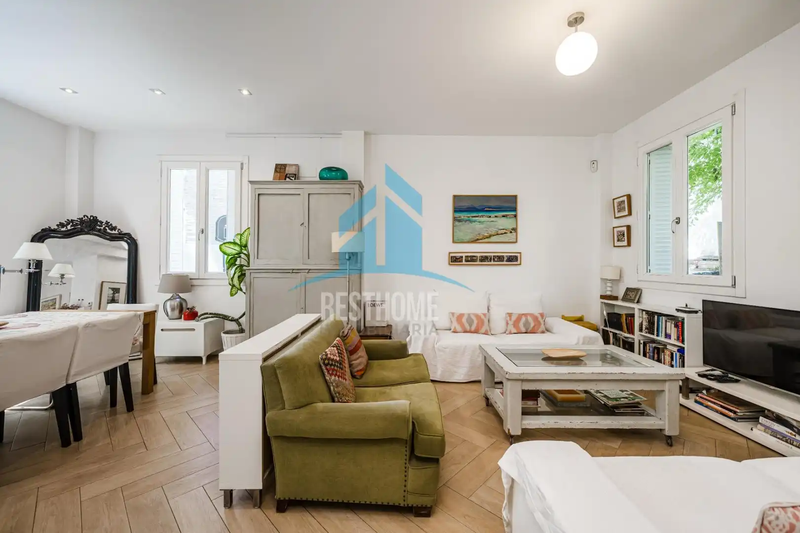 Sala de estar de Casa o chalet en venta en Madrid con Calefacción, Jardín privado y Parquet