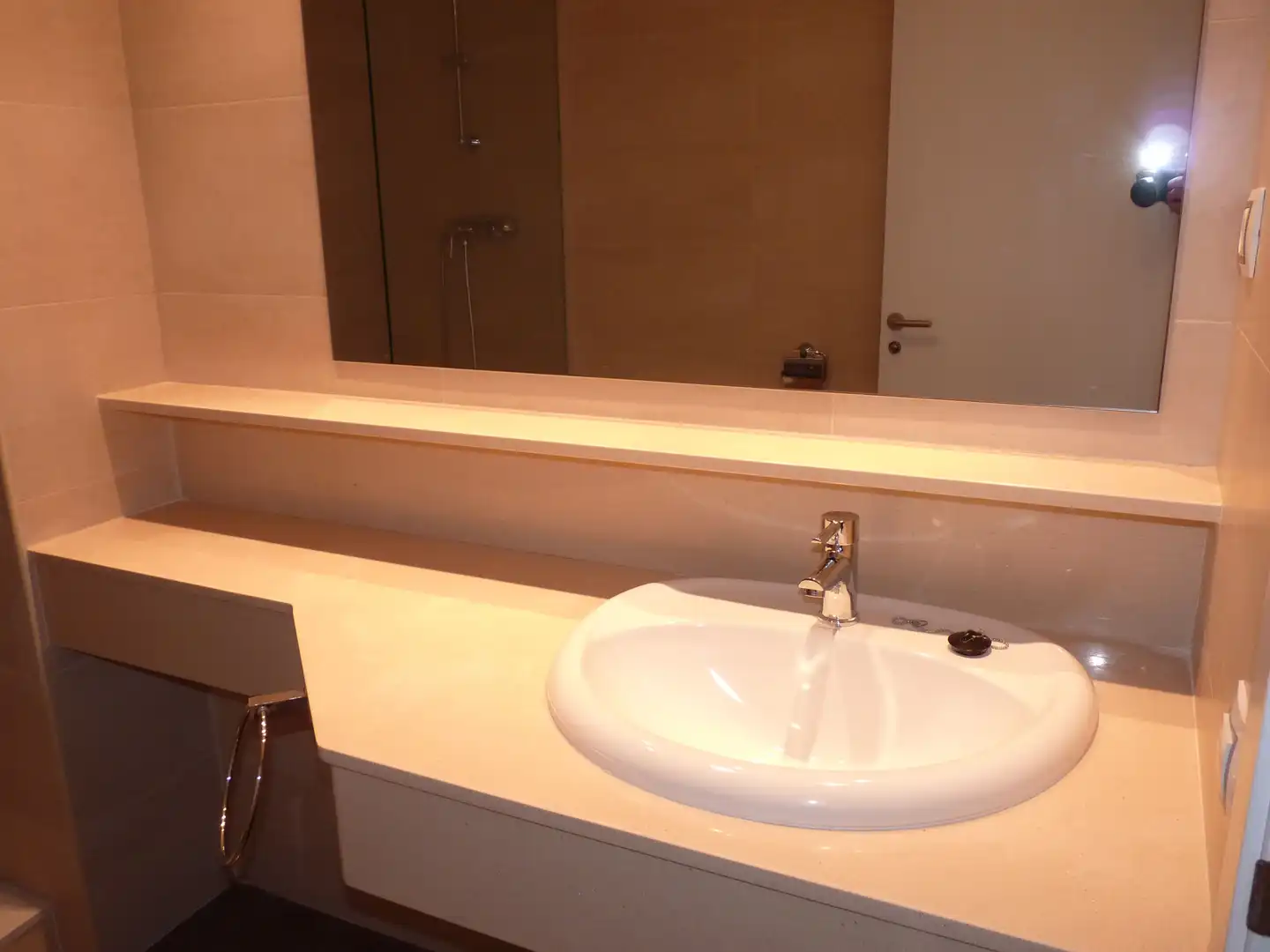 Baño de Piso de alquiler en Barcelona con Aire acondicionado, Calefacción y Parquet