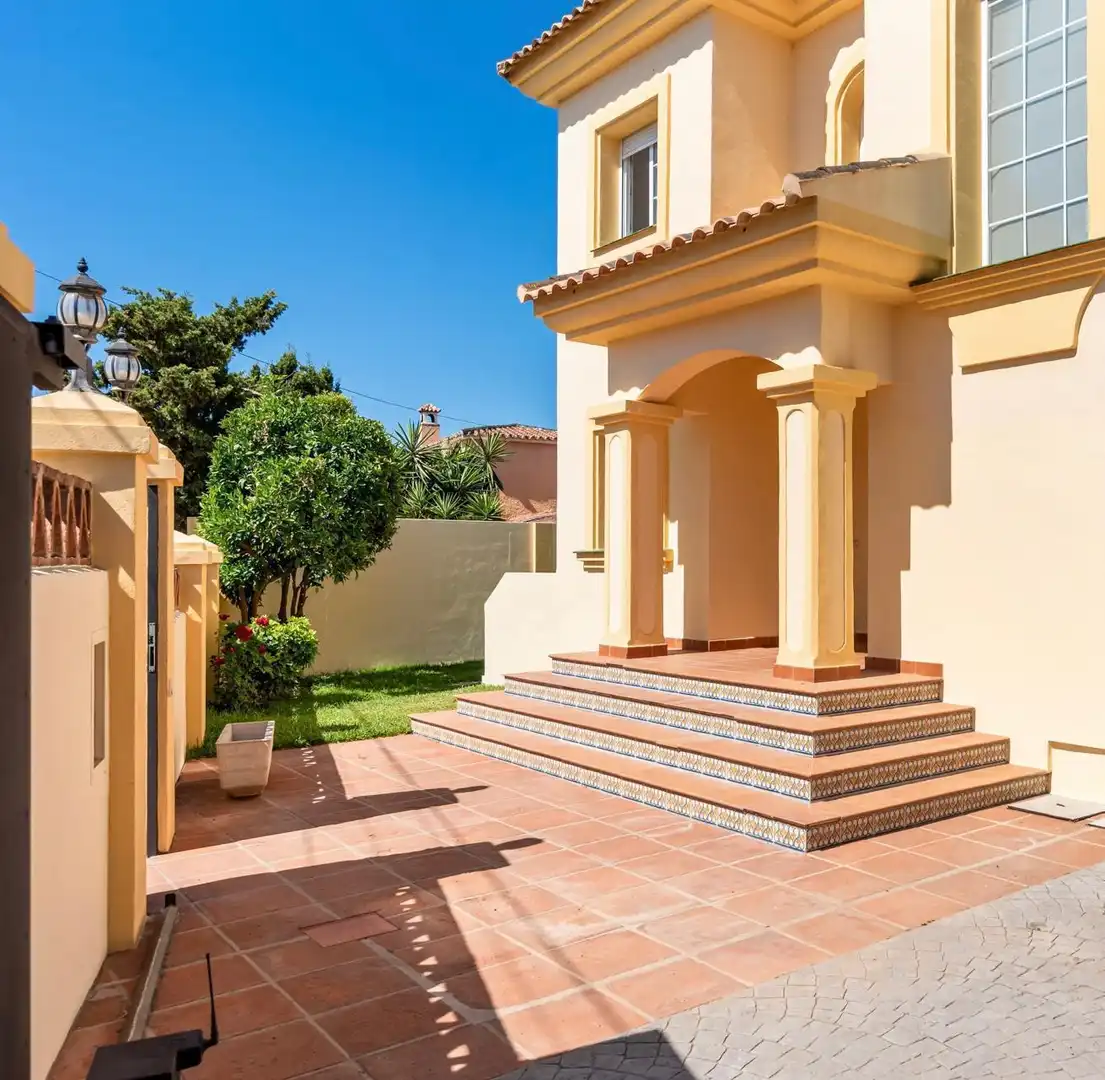 Exterior view of Houses for sale in Marbella  with Air Conditioner, Heating and Terrace