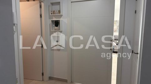 Foto 2 de Casa adosada en venta en Calle Jose Mejias Salguero, Entrenúcleos, Dos Hermanas