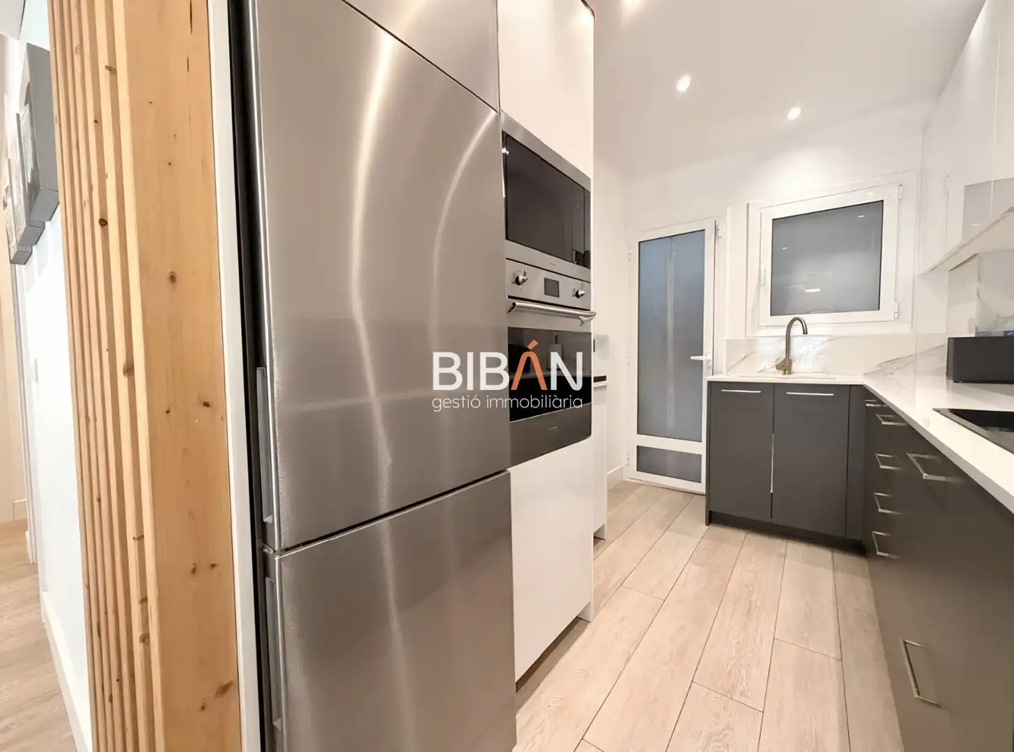 Cuina de Pis en venda en Tarragona amb Aire condicionat, Calefacció i Parquet