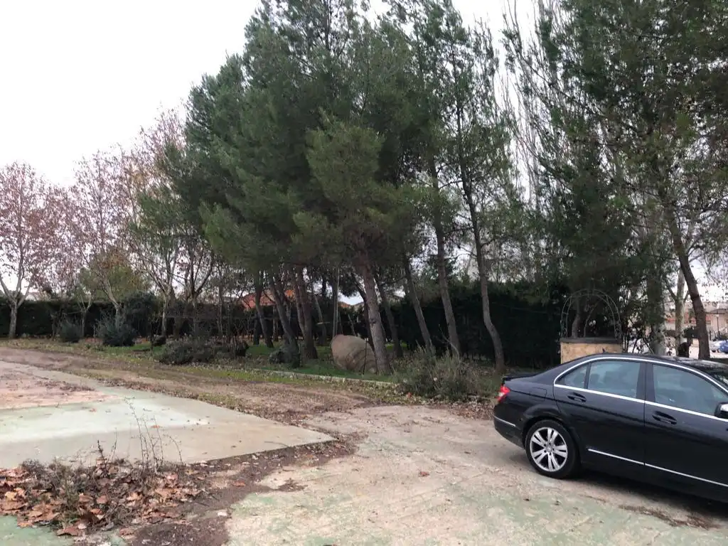 Residential zum Verkauf in Villares del Saz
