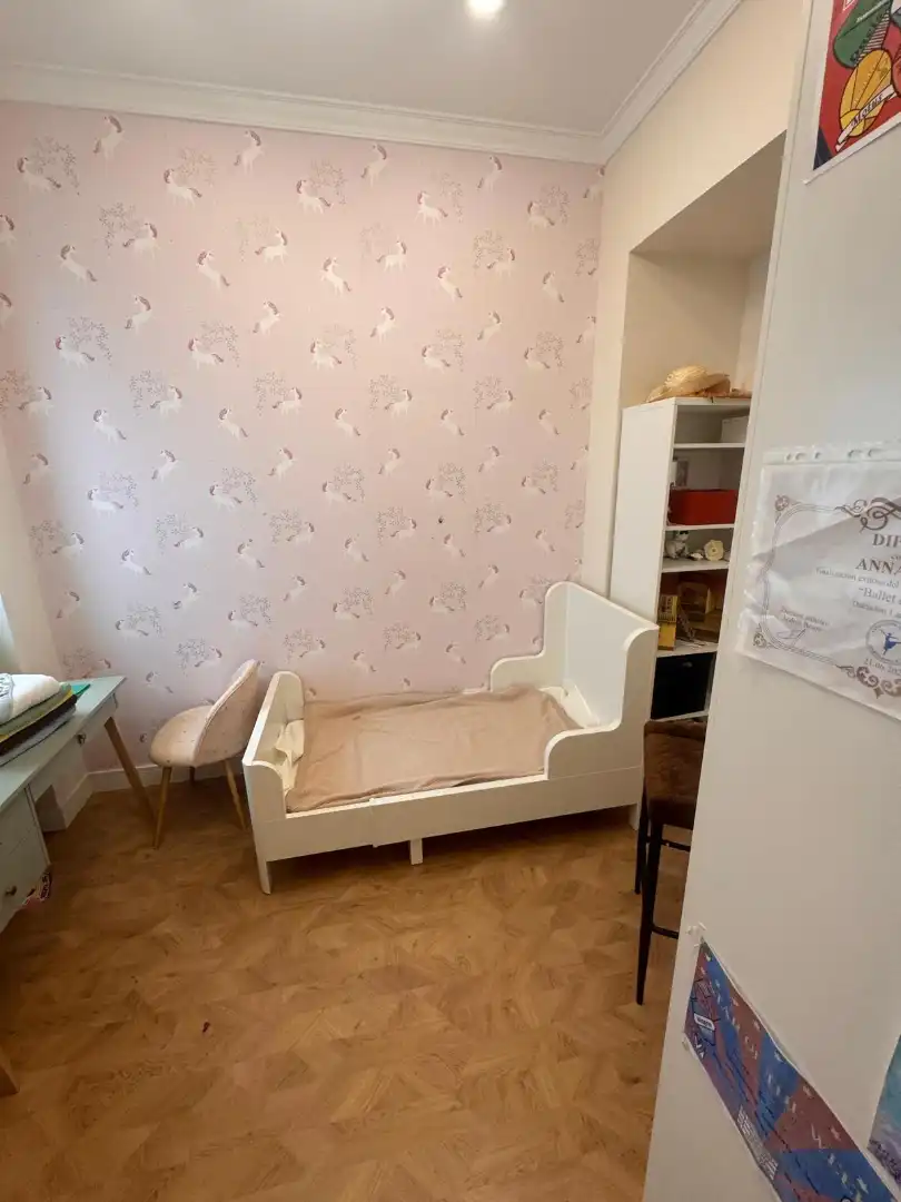 Wohnung zur Miete in Carrer de la Reina Na Germana, Gran Via