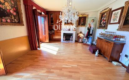 Living room of Duplex for sale in Salamanca Capital  with Heating, Parquet flooring and Terrace