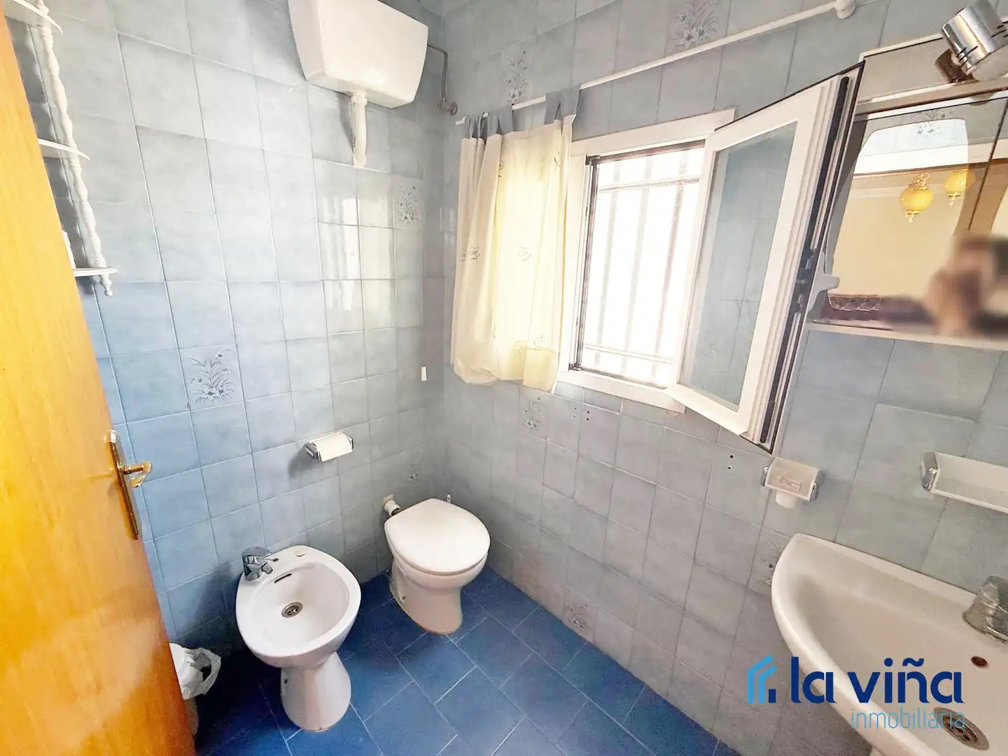 Bathroom of Houses for sale in Mollina  with Air Conditioner, Heating and Furnished