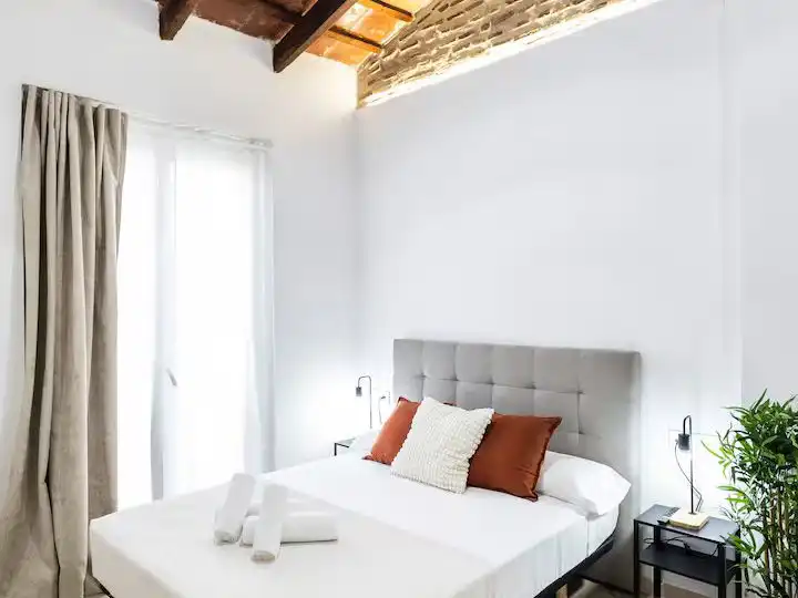 Habitación de Piso en venta en  Valencia Capital con Aire acondicionado, Terraza y Balcón