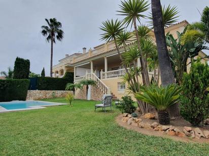 Jardí de Casa o xalet en venda en Mijas amb Aire condicionat, Terrassa i Piscina