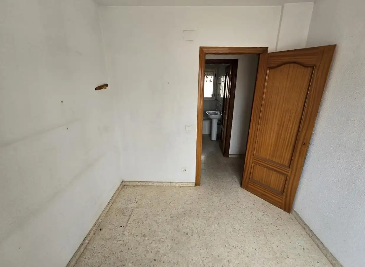Bedroom of Flat for sale in Córdoba  with Terrace and Swimming Pool