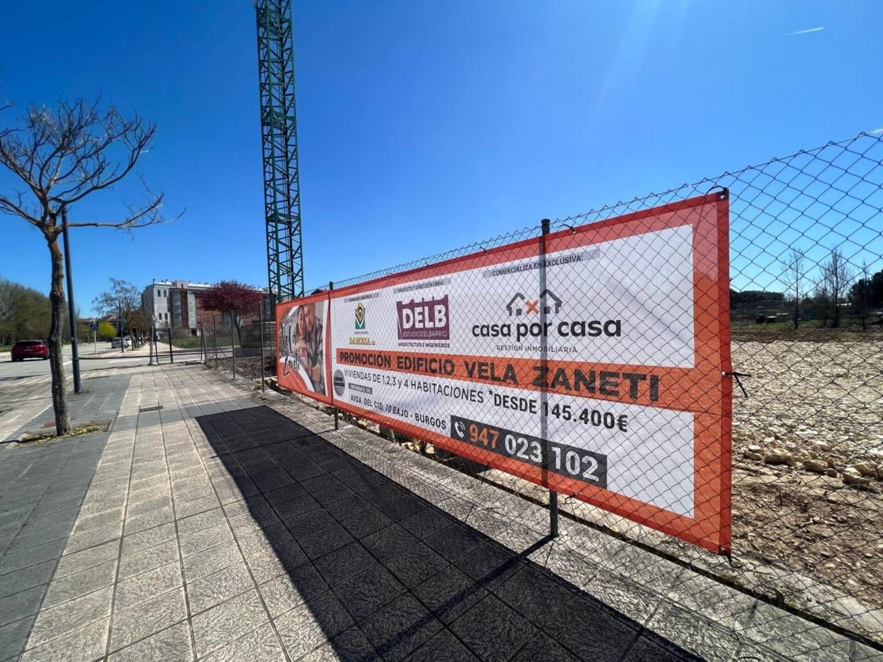 Vista exterior de Dúplex en venda en Burgos Capital amb Calefacció i Traster