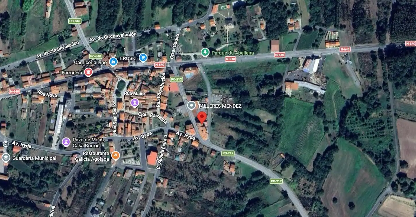 Local commercial à vendre à Carretera del Rodeiro 23