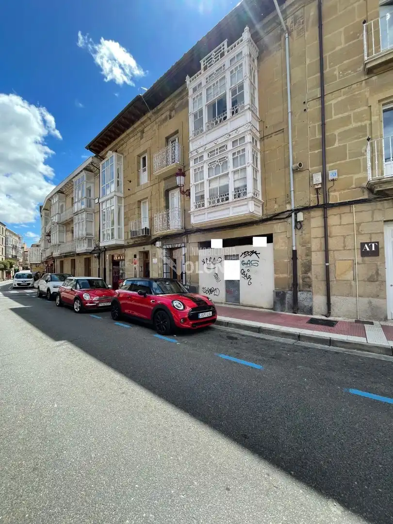 Locale commerciale in vendita a Haro