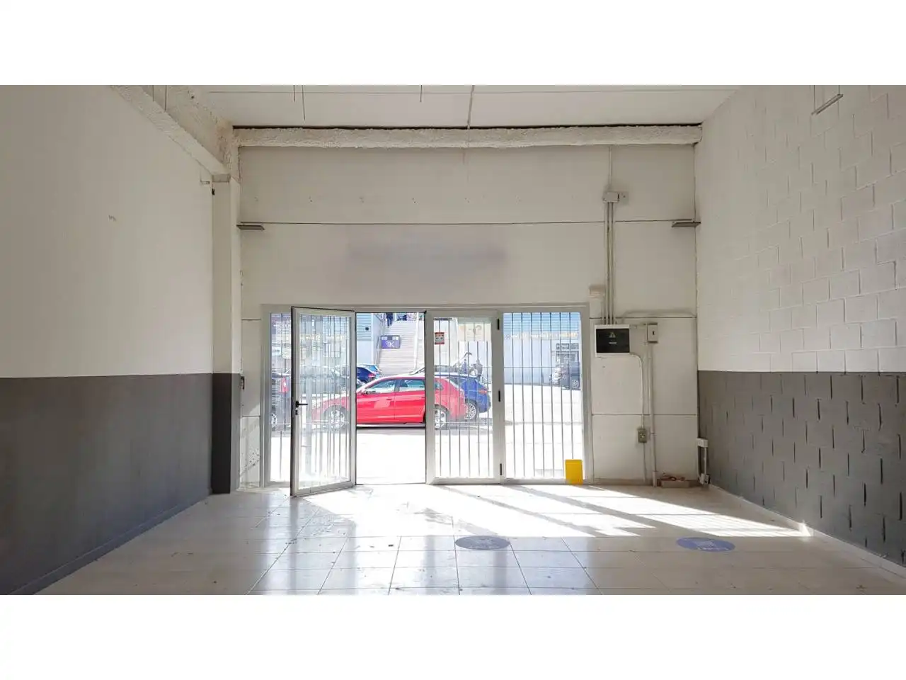 Commercial properties for rent in Pinto  with Alarm