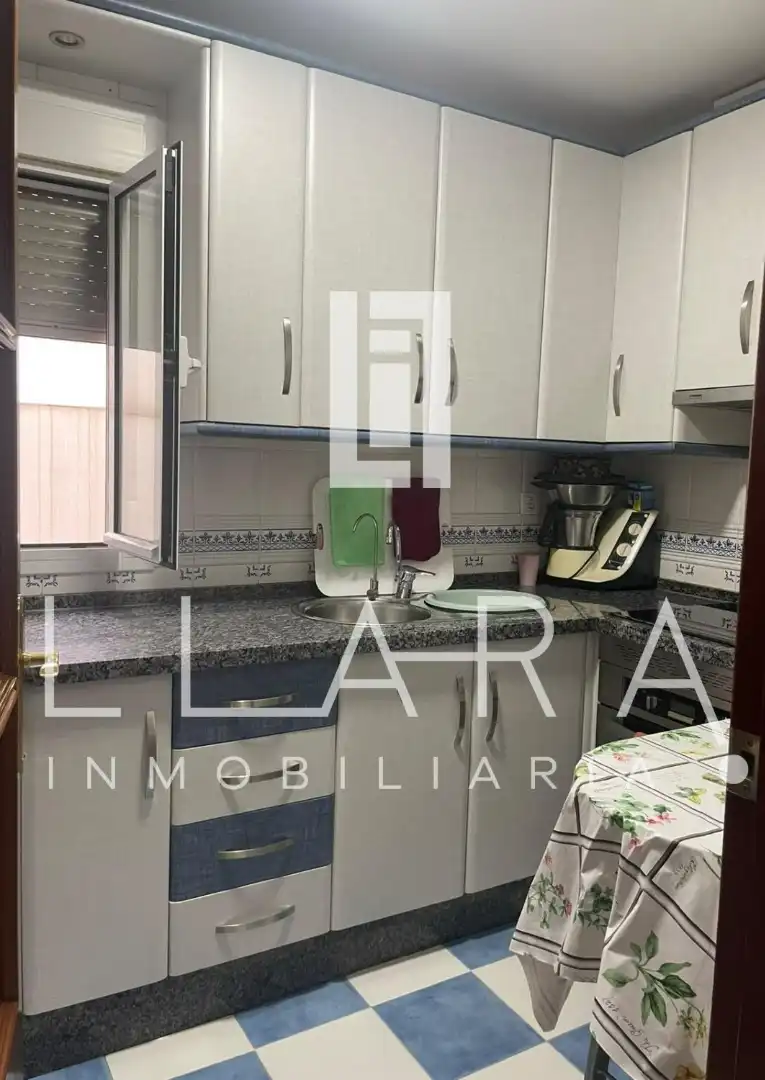 Appartamento con terrazza in vendita a Calle Santiago 28, imagen 4