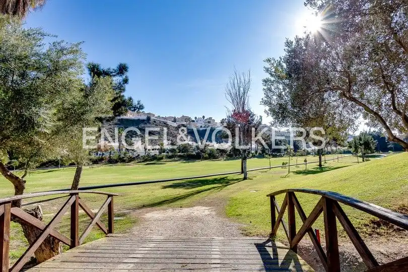 Vista exterior de Àtic en venda en Rojales amb Aire condicionat, Calefacció i Terrassa