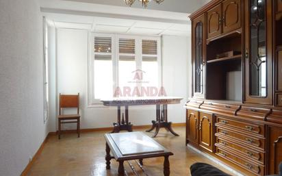 Living room of Flat to rent in  Zaragoza Capital  with Heating and Oven