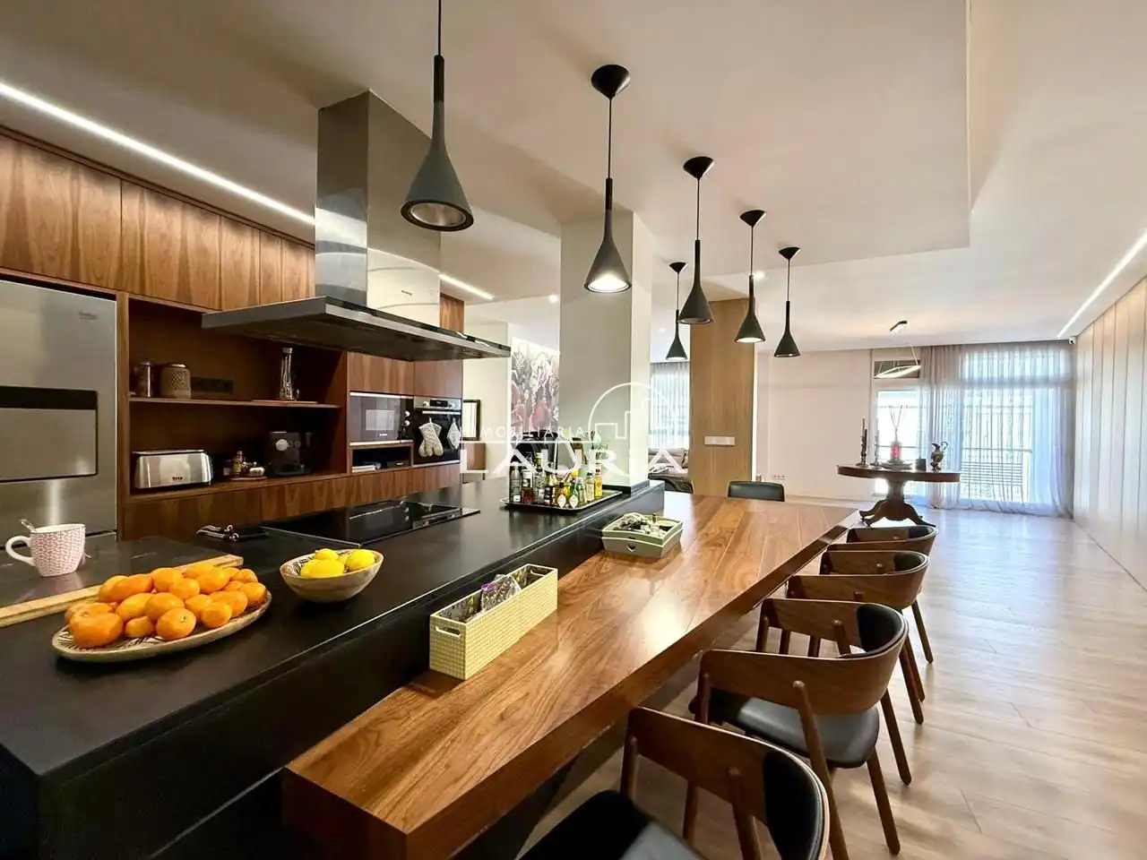 Kitchen of Flat for rent in Valencia  with Air Conditioner, Parquet flooring and Furnished