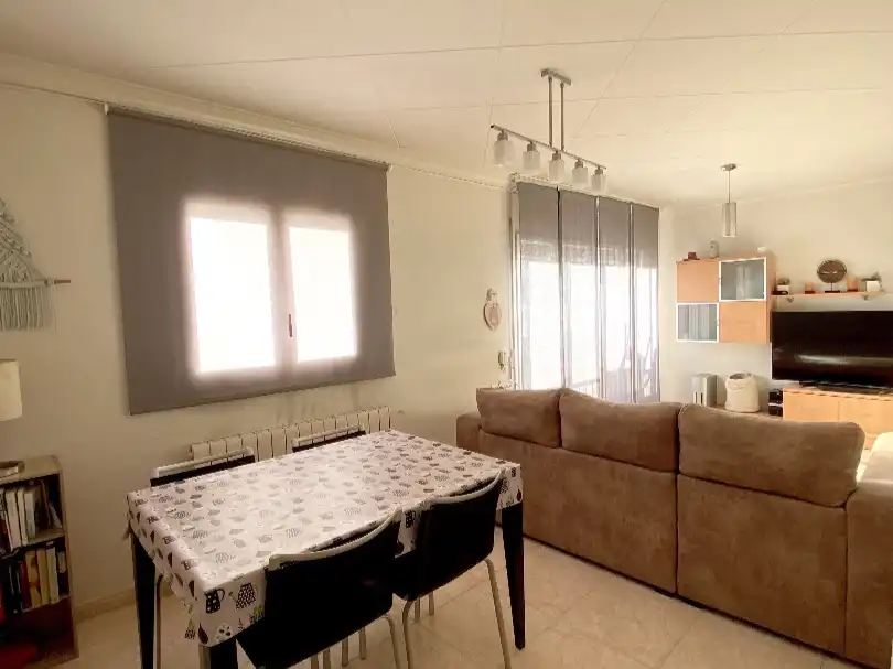 Casa a schiera con giardino in vendita a Conrad Pujol 35