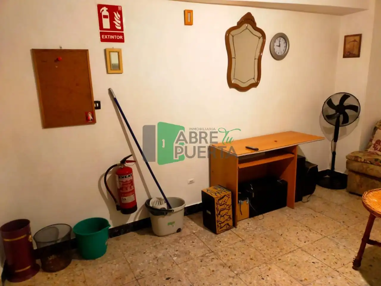 Oficina de alquiler en Casco Viejo