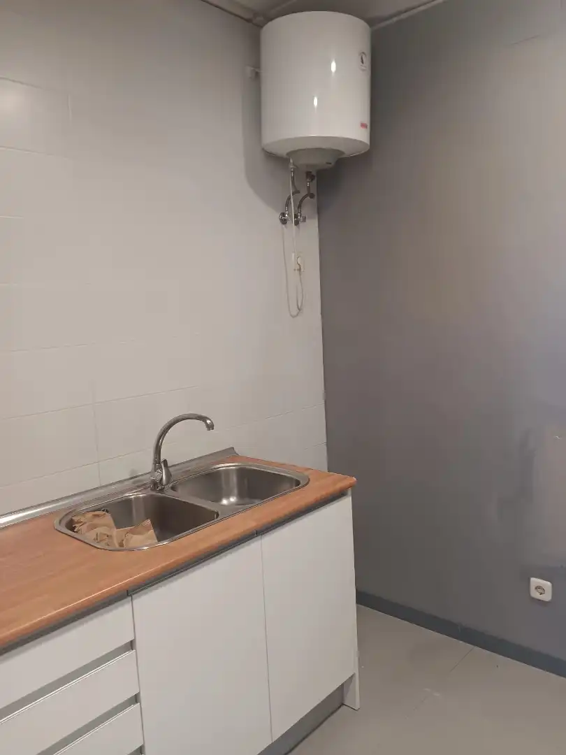 Cuina de Local de lloguer en Getafe