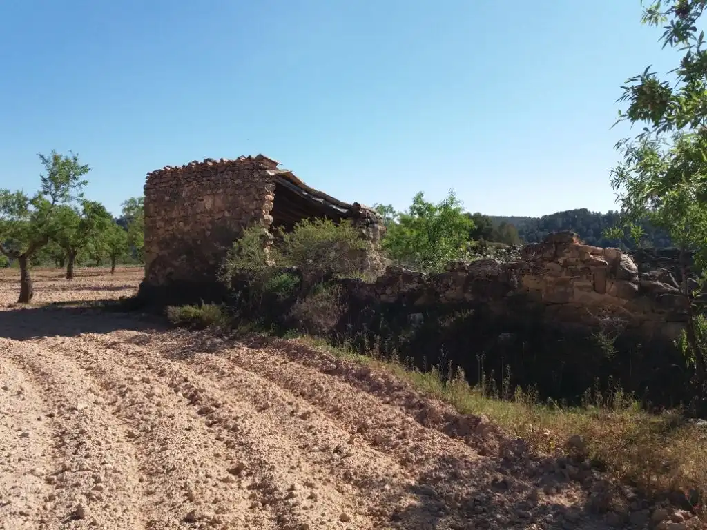 Casa rústica en venda a Valdeltormo, imagen 4