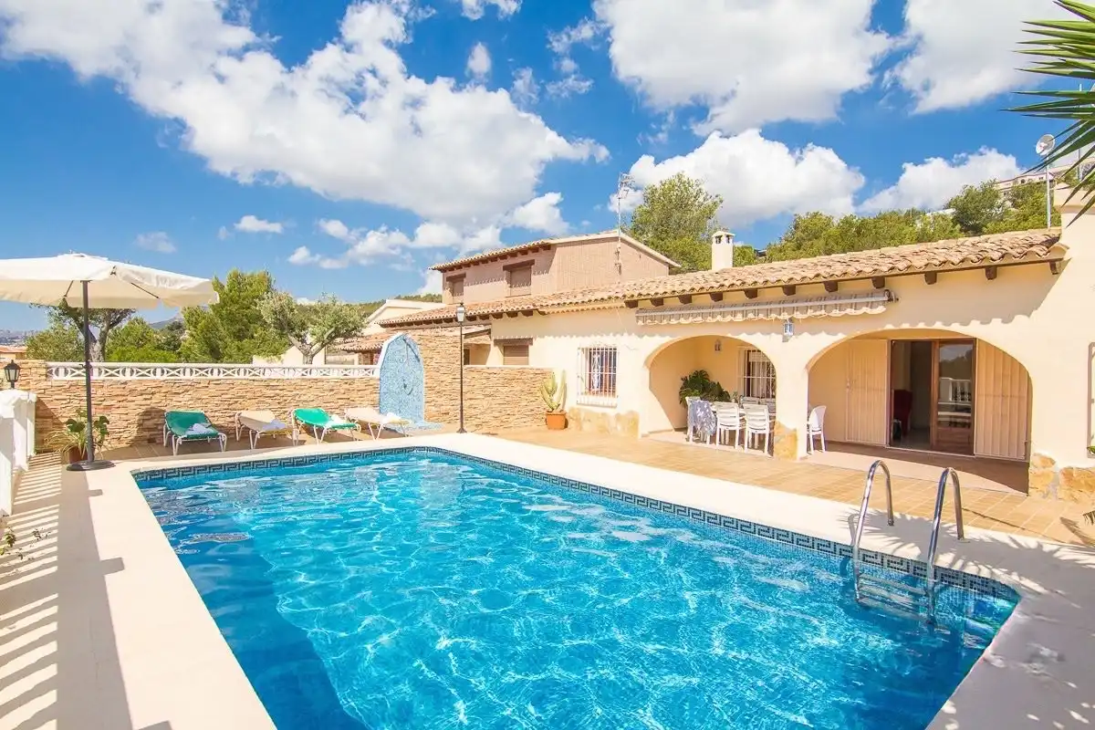 Piscina de Casa o chalet de alquiler en Benissa con Aire acondicionado, Calefacción y Jardín privado