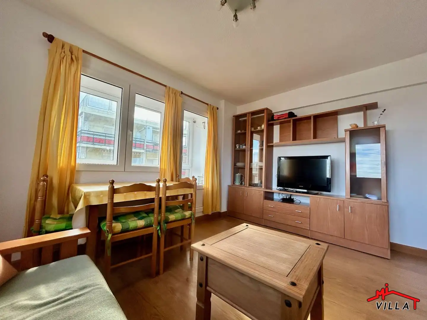 Wohnzimmer von Wohnung zum Verkauf in Laredo mit Heizung und Terrasse