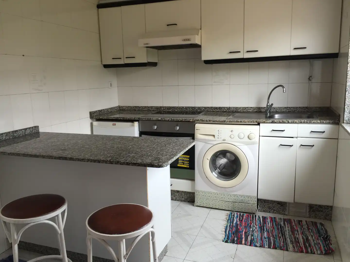 Kitchen of Flat for rent in Santiago de Compostela   with Furnished