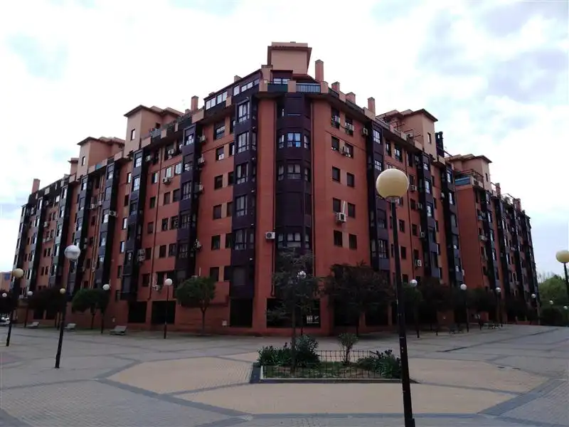 Vista exterior de Piso en venta en Madrid