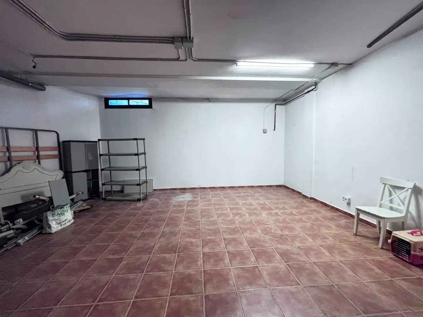 Einfamilien-Reihenhaus zum Verkauf in Burgos mit Heizung, Terrasse und Abstellraum