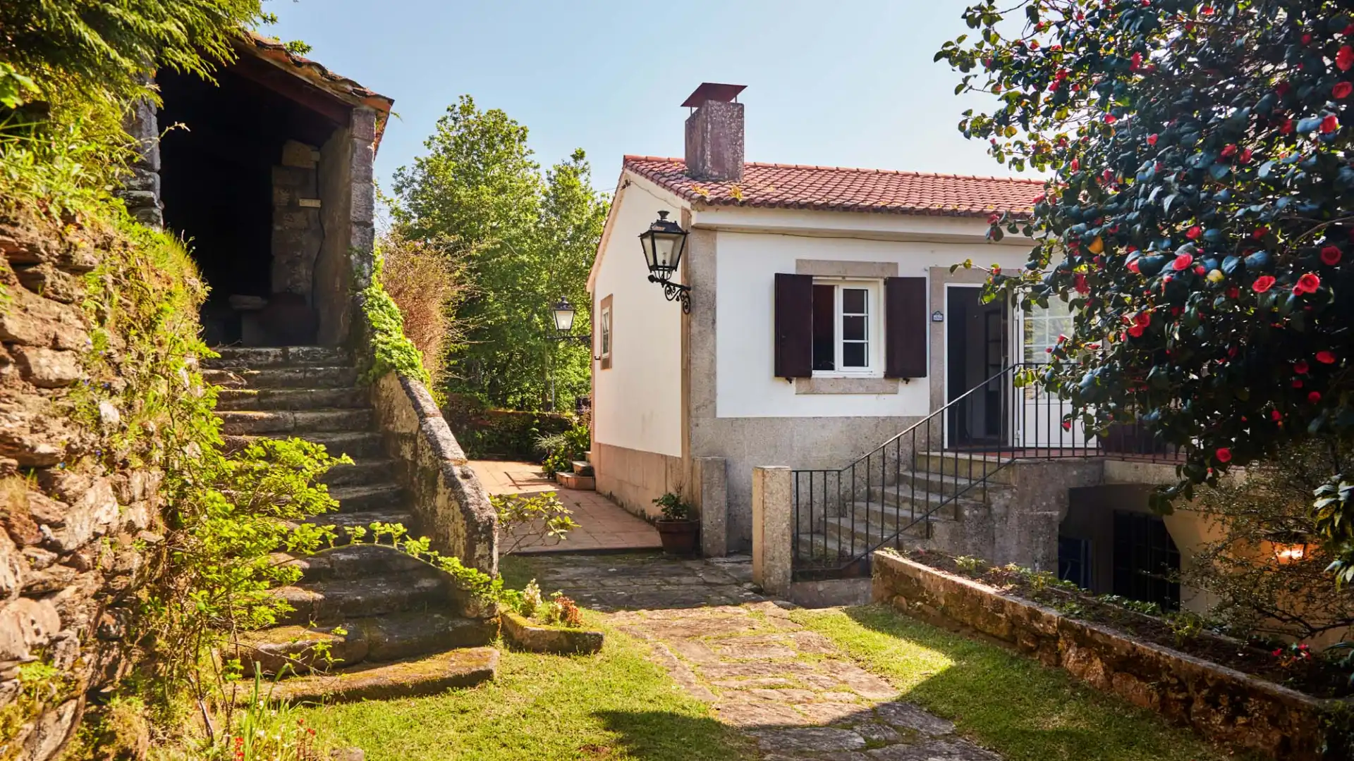 Casa amb piscina en venda a Guntín 1, imagen 2