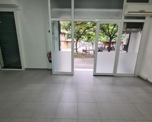 Premises for sale in Rubí  with Air Conditioner and Alarm