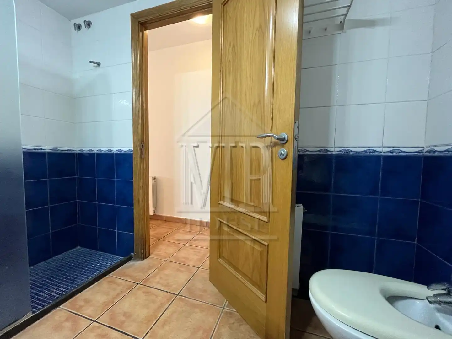 Bany de Pis en venda en Badalona amb Calefacció i Traster