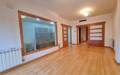 Flat for sale in Girona Capital  with Air Conditioner and Balcony