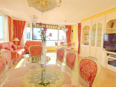Wohnung mit Pool zum Verkauf in Playa de Poniente