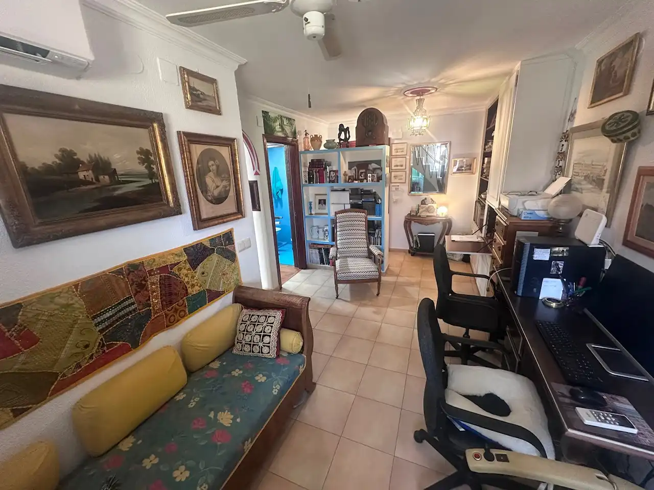 Sala de estar de Ático en venta en Rincón de la Victoria con Aire acondicionado, Terraza y Trastero
