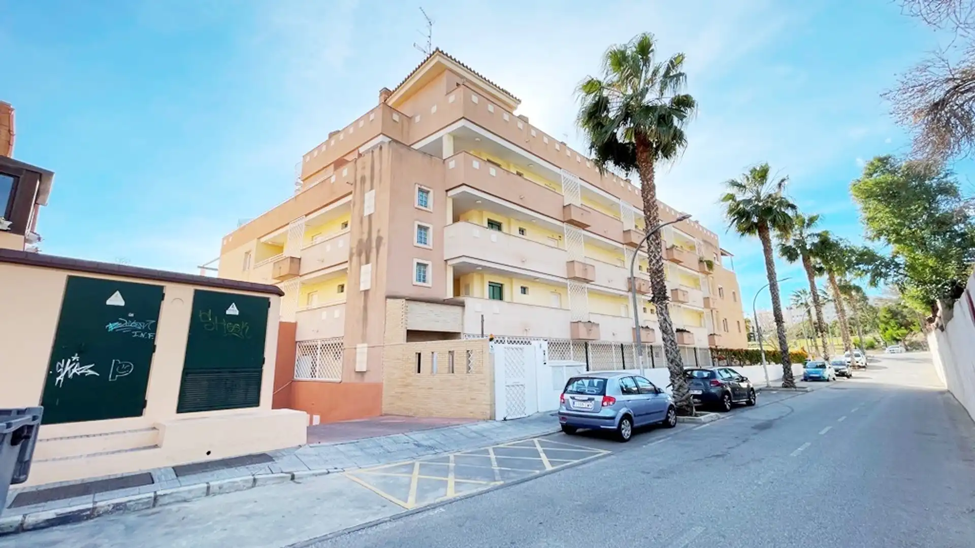 Vista exterior de Garaje en venta en Torremolinos