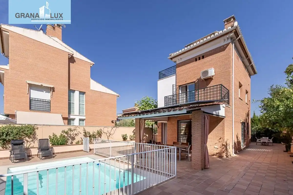 House with terrace for sale in Calle de Lima, imagen 3