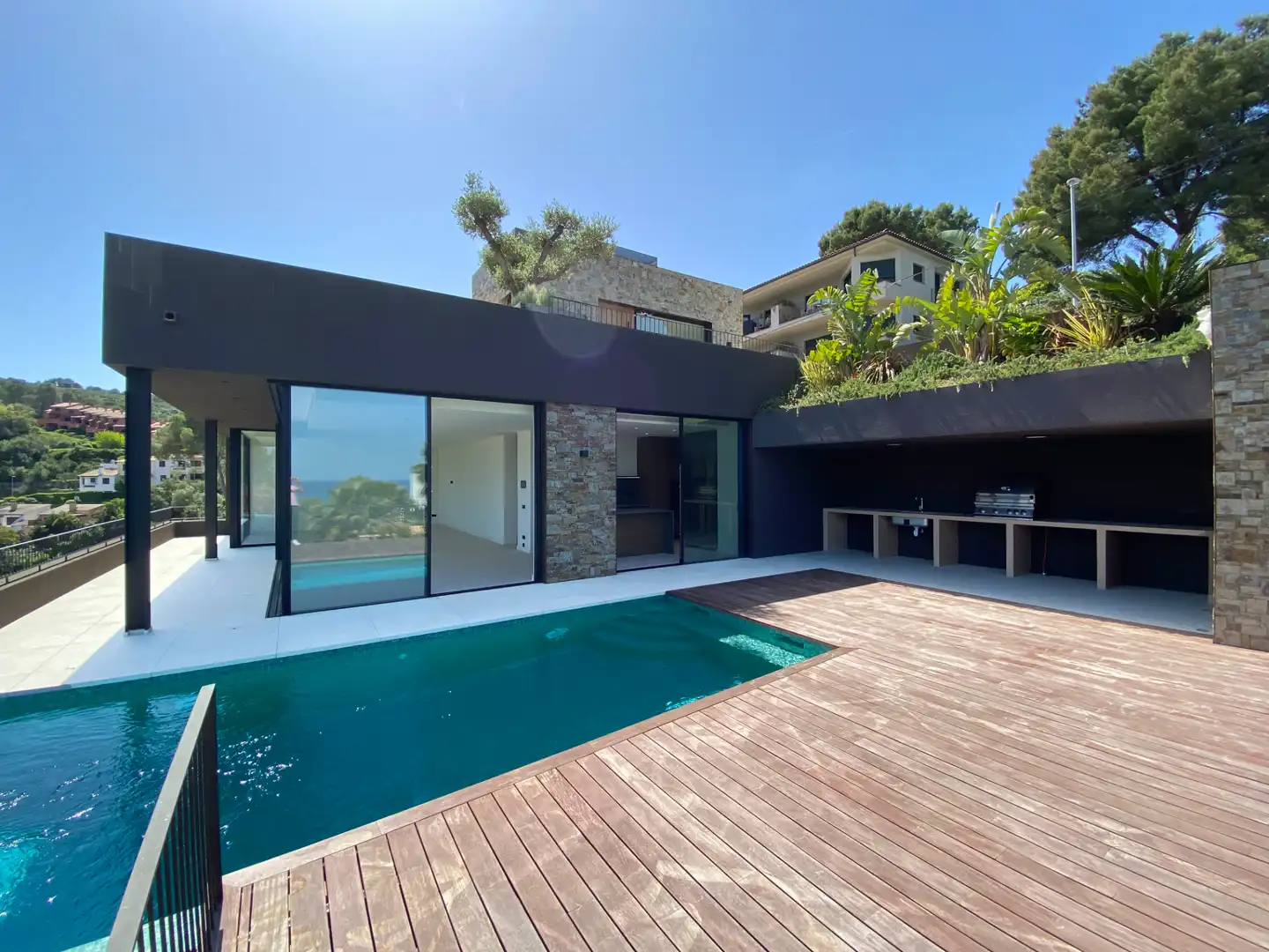 Terrassa de Casa o xalet en venda en Girona amb Aire condicionat, Calefacció i Jardí privat