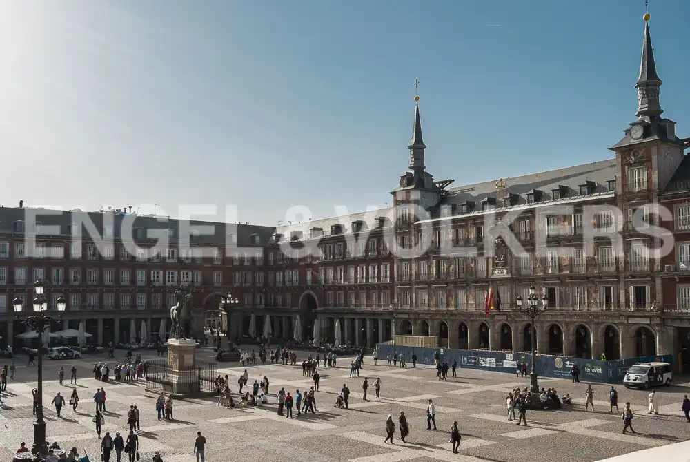 Exterior view of Flat for rent in Madrid  with Heating, Furnished and Balcony