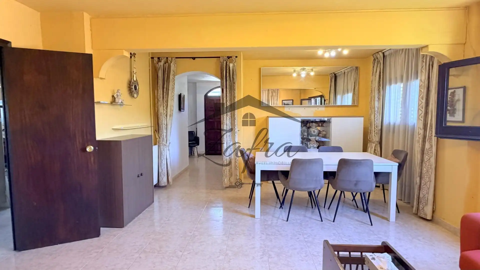 Casa con jardín en venta en Carrer Carrer Canigó, imagen 10