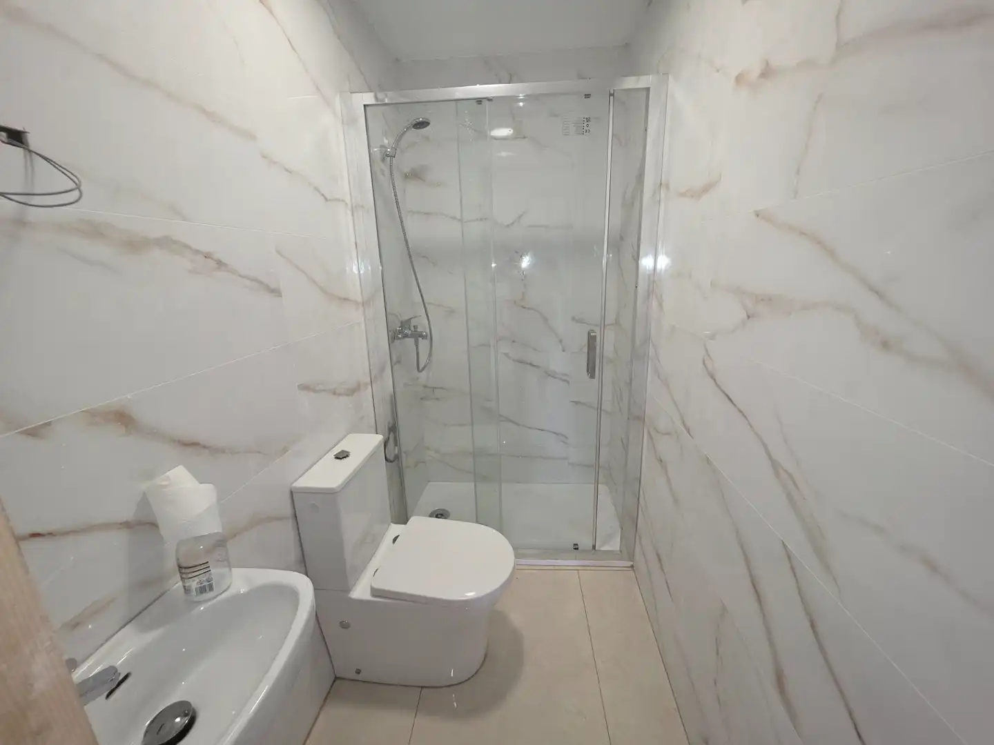 Baño de Casa o chalet de alquiler en Almería con Amueblado, Lavadora y Microondas