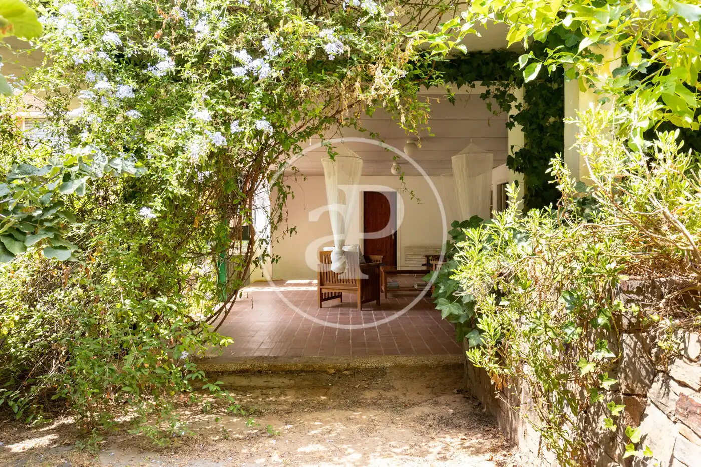 Jardí de Casa o xalet en venda en Cerdanyola del Vallès amb Calefacció, Jardí privat i Terrassa