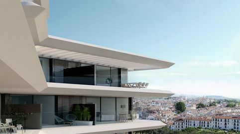 Piso de 3 dormitorios con amplia terraza, vistas al mar y ubicación privilegiada en Las Mesas, Estepona, imatge 4