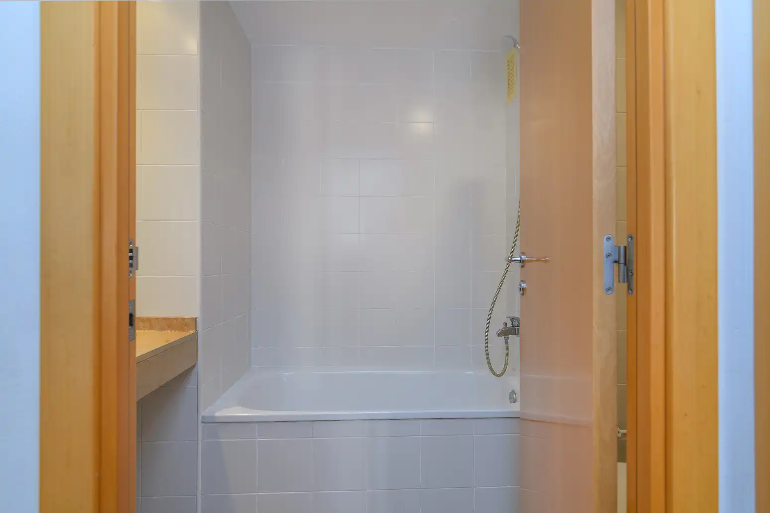 Baño de Piso en venta en Viladecans con Calefacción, Jardín privado y Parquet