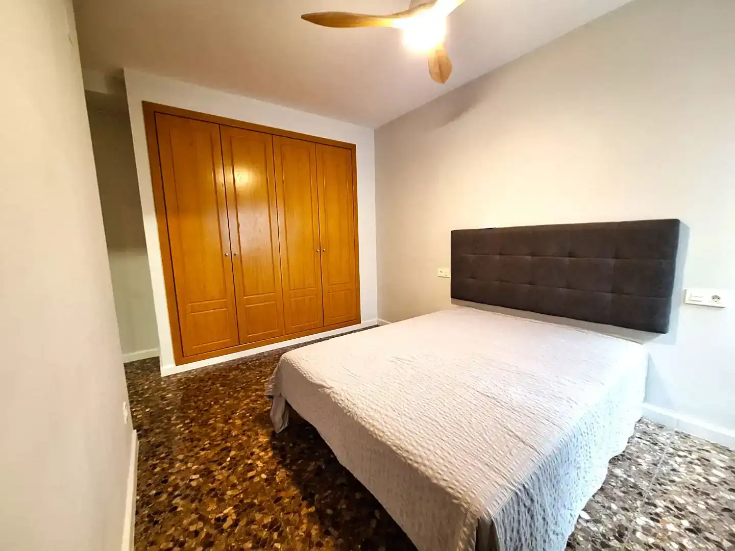 Schlafzimmer von Wohnung zum Verkauf in Cheste mit Klimaanlage